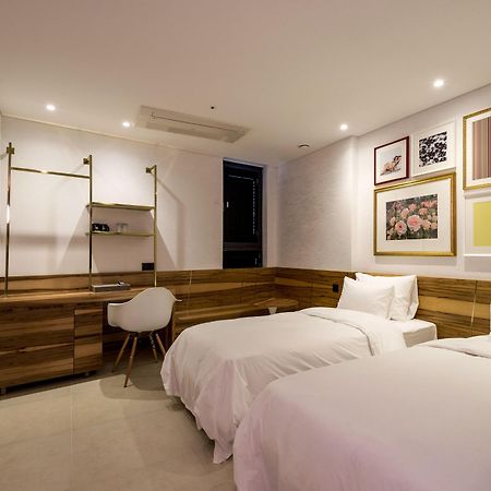 Hotel The Designers Dongdaemun Seoul Exterior photo