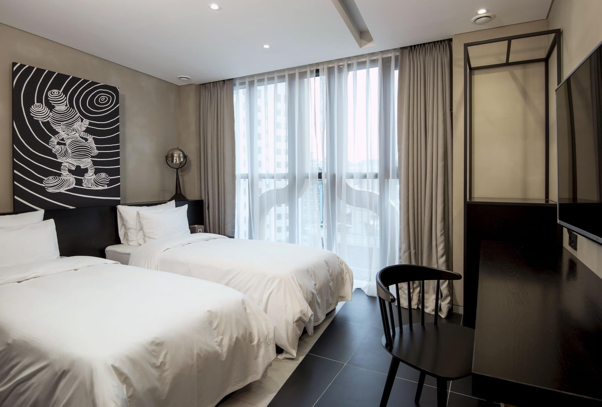 Hotel The Designers Dongdaemun Seoul Exterior photo
